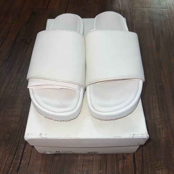 Yohji Yamamoto Y-3 x Adidas Platform Slides - Picture 2 of 10